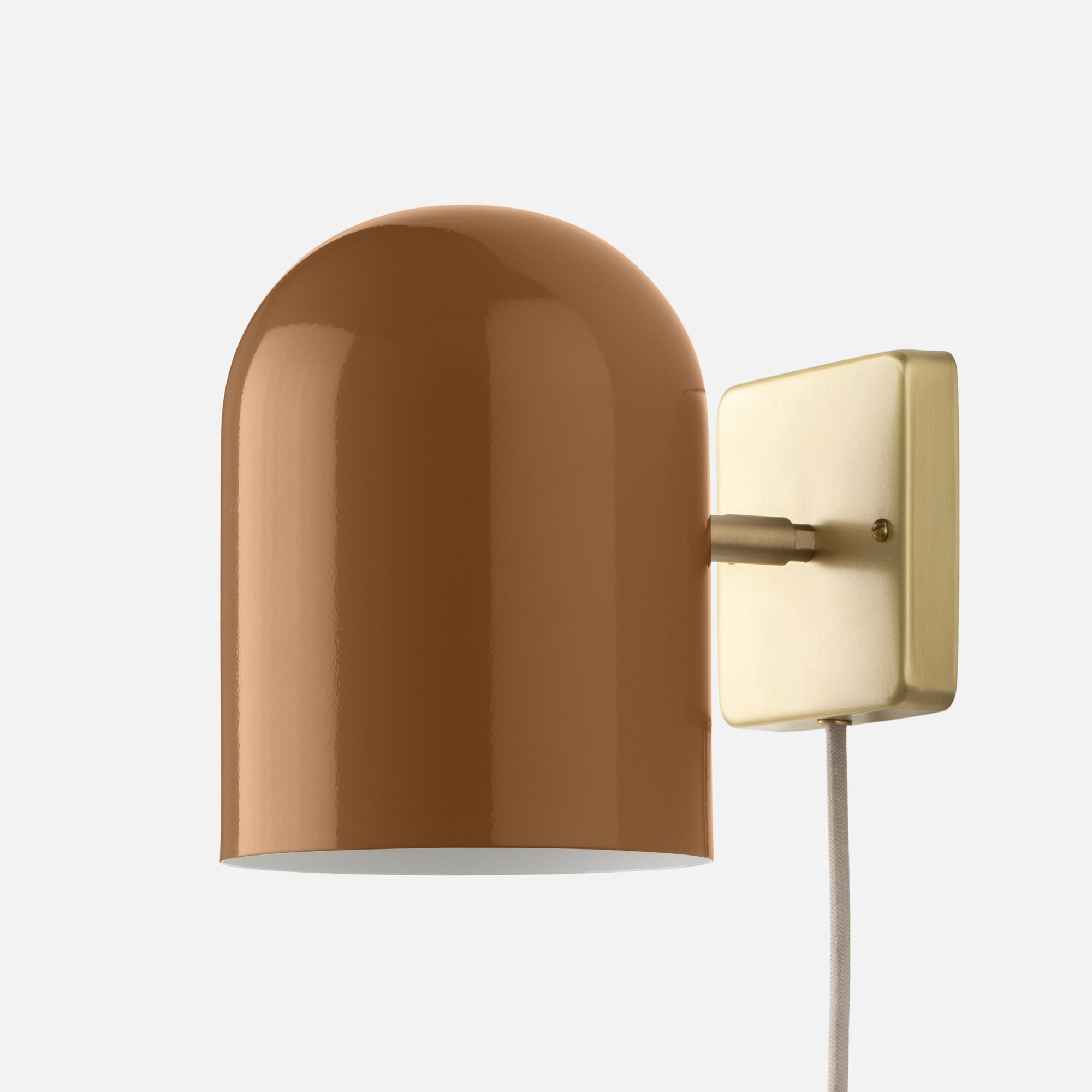 summer24_142104_allegheny-6-plug-in-sconce-bu-g-nb_silo_1x1_jw-1.jpg